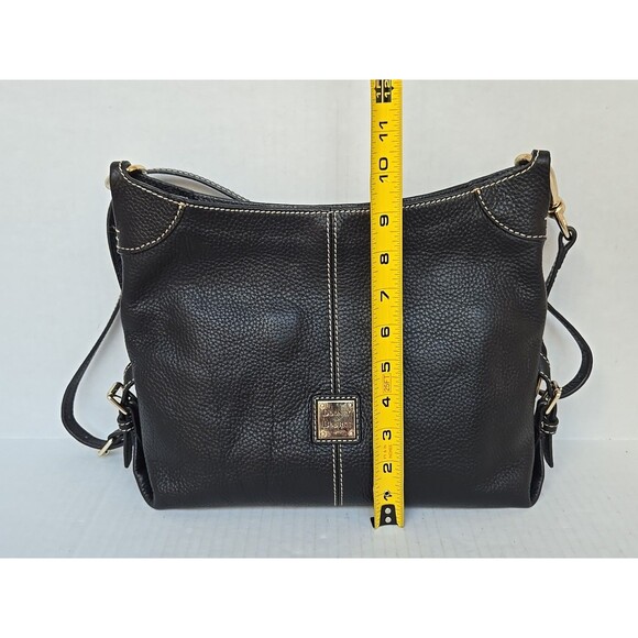 Dooney And Bourke Pebble Leather Crossbody Shoulder Bag Black Magnetic Snap Hobo - Picture 15 of 16